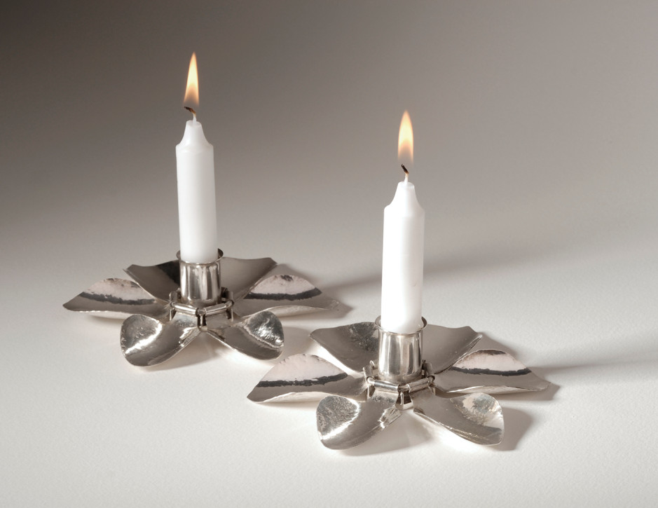 FLOWER CANDLESTICKS